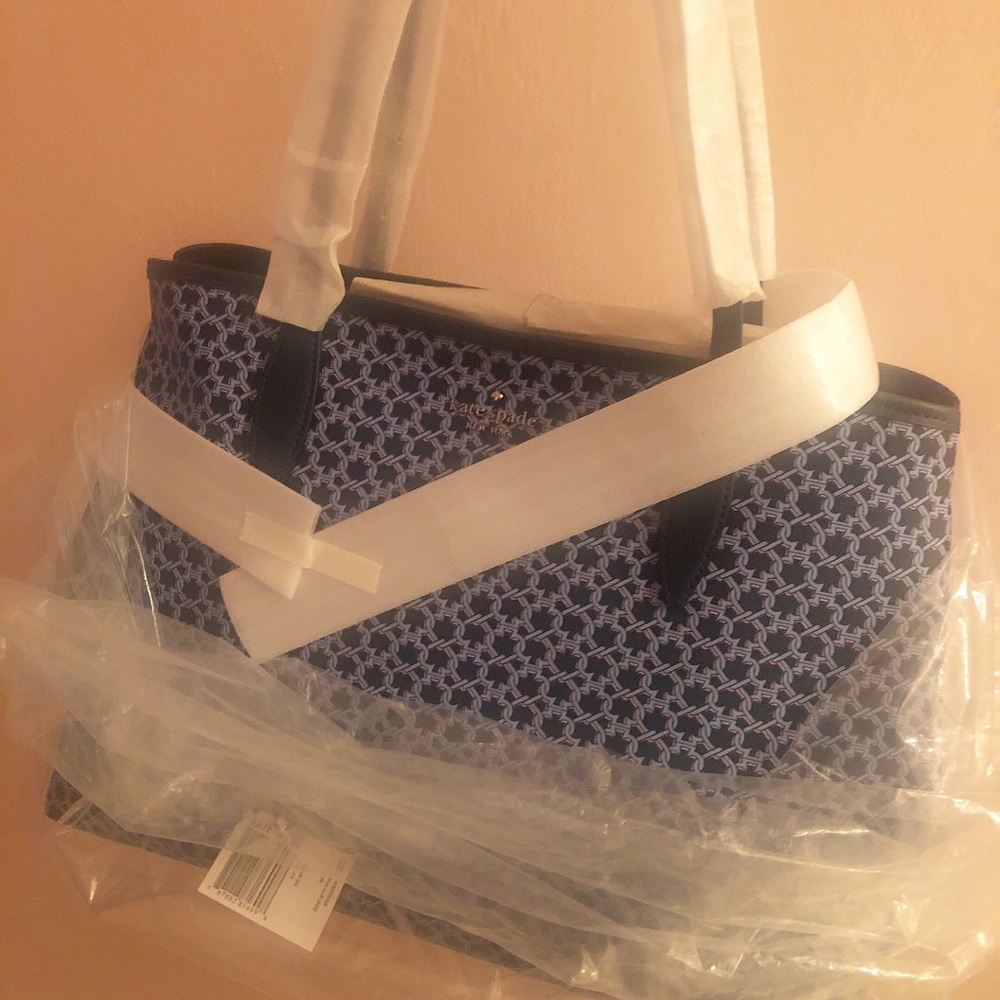BRAND NEW NAVY NWT KATE SPADE LINK TOTE